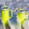 Copo Térmico Stanley Quencher Tumbler Verde Limão 887mL