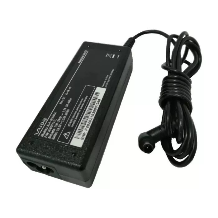 Fonte P/ Notebook 19,5V 3,33A Compatível Sony Pino 6,5x4,4MM